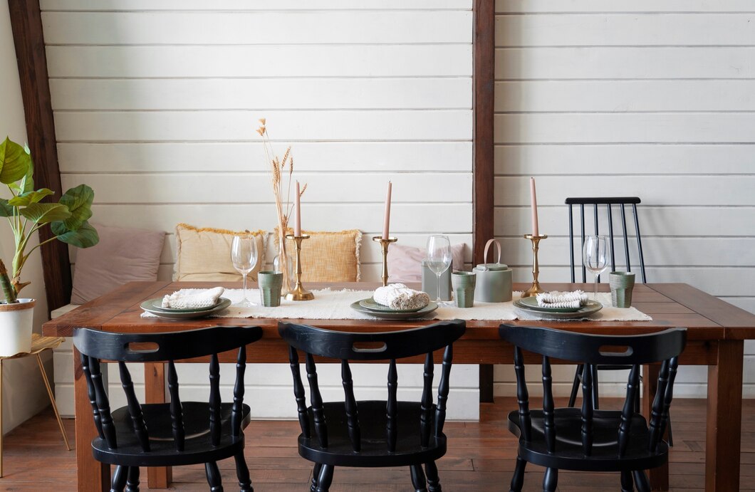 Transforme sua cozinha: dicas para escolher as melhores cadeiras de madeira e mesas